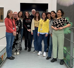 Photo of Gideon Davies' current research group members